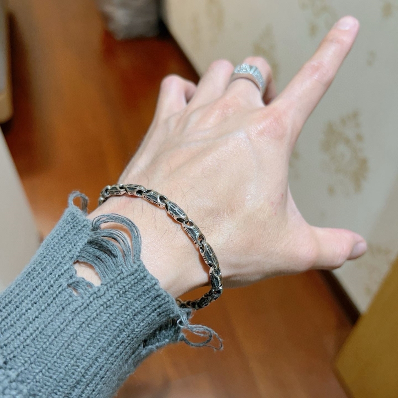 Ba1en*iaga bracelets